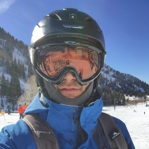 Meet your Posher, Javaid